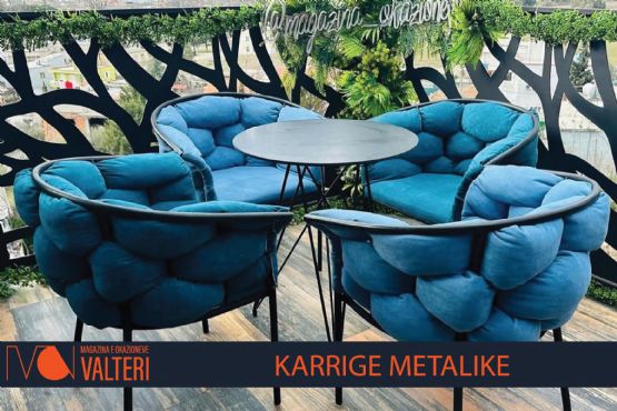 Karrige metalike te perdorura, karrige hekuri me palosje, karrige hekuri te reja per lokale, karrige hekuri te perdorura, Komplet karrigesh dhe tavolina per lokale, Karrige Hekuri Dekoruese, Karrige hekuri per bare dhe restorante