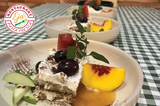 EJA Restaurant, Pastat, Ravioli me ricota spinaq, Karkalec kërpudhë tart...